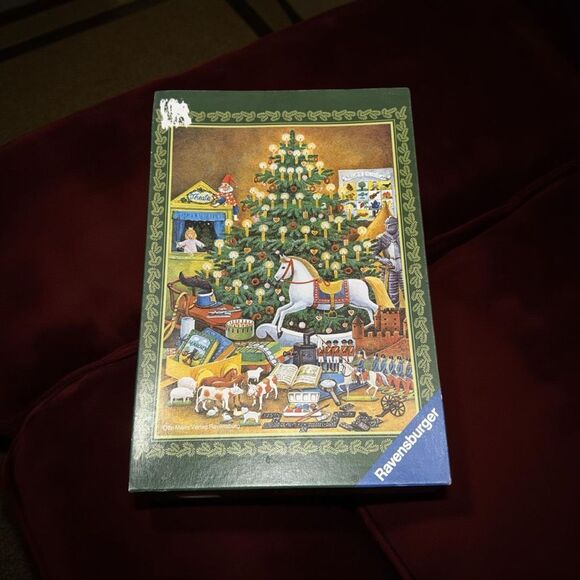 NEW Vintage Sealed Ravensburger “Here Comes Christmas!" 500 Piece Puzzle - Picture 1 of 6